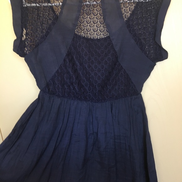 Top - Picture 2 of 3